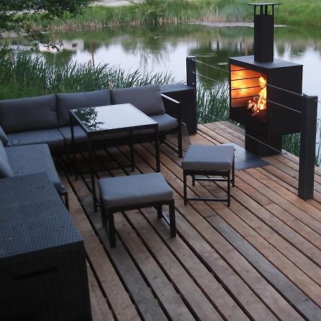 Tinyhousebeidresden 1 - Direkt Am Naturteich - Naehe Saechsische Schweiz, Dresden Großharthau Buitenkant foto